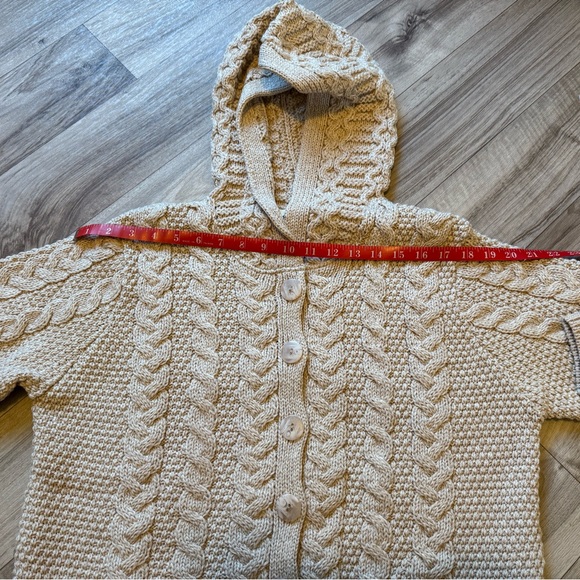 Aran mōr hundred percent Merino wool sweater - Picture 5 of 7